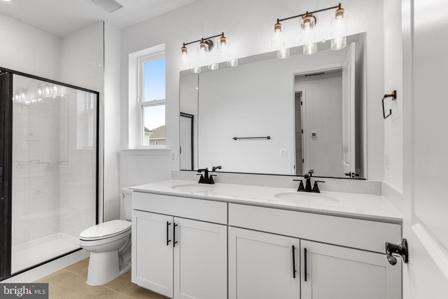 1079 Winter Place photo 24