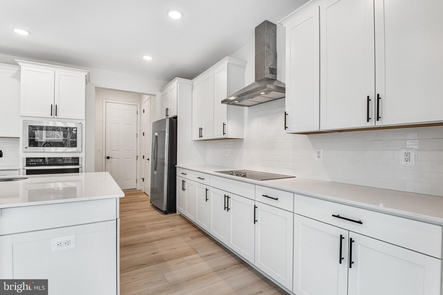 2063 Springvale Drive photo 19