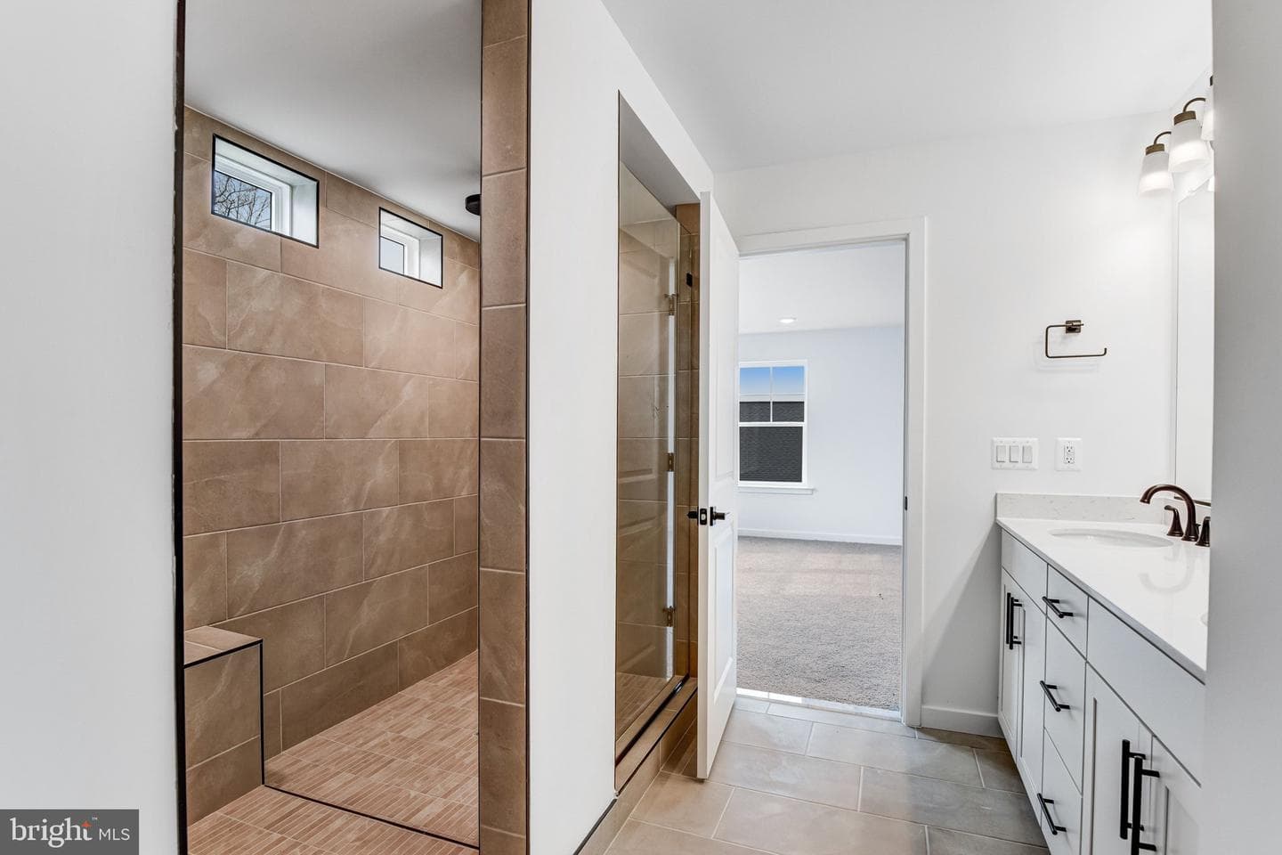 2063 Springvale Drive photo 37