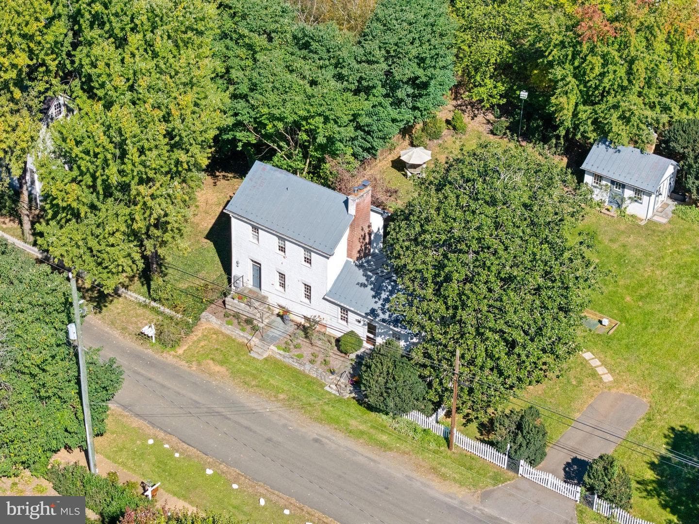 677 Federal Street photo 1