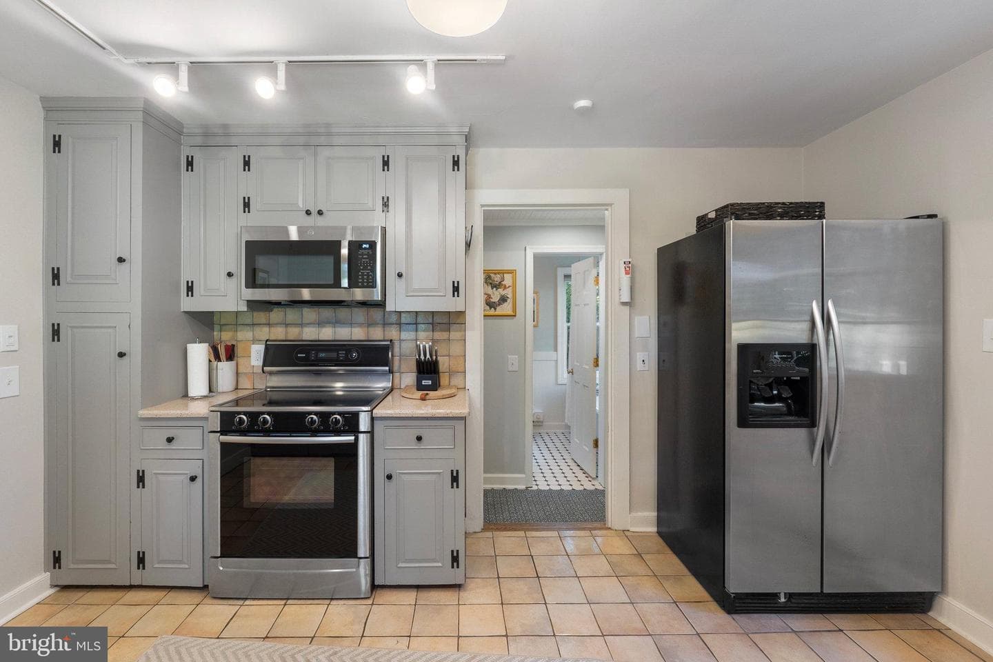 677 Federal Street photo 30