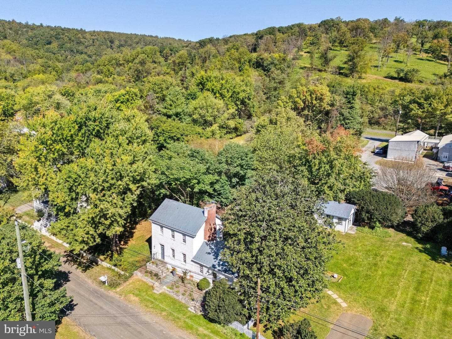 677 Federal Street photo 5