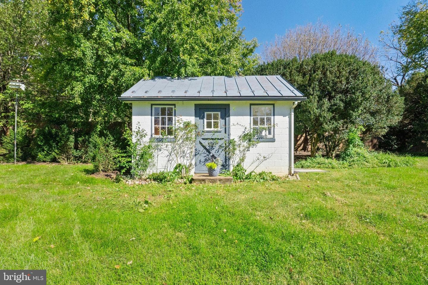 677 Federal Street photo 59