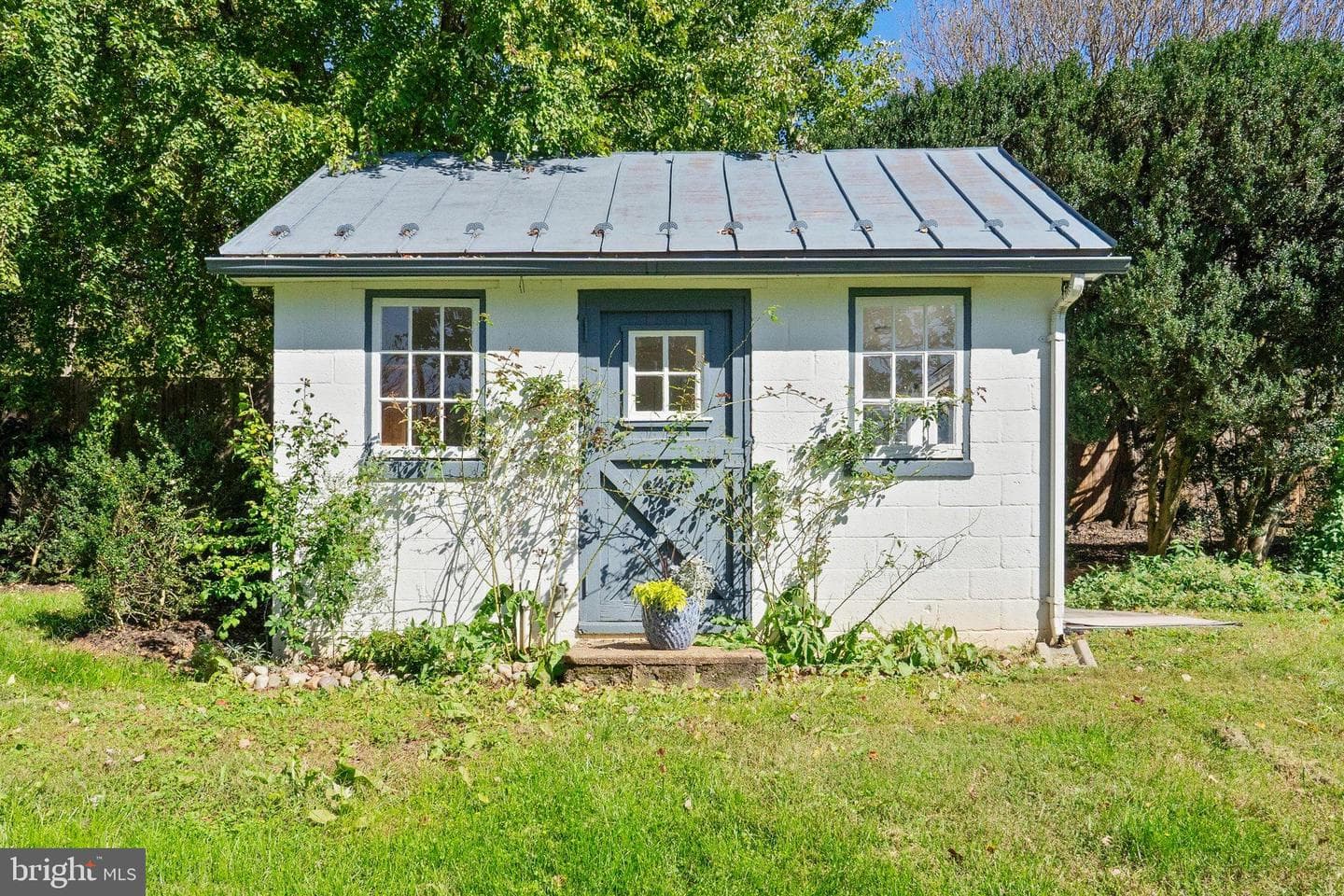 677 Federal Street photo 60