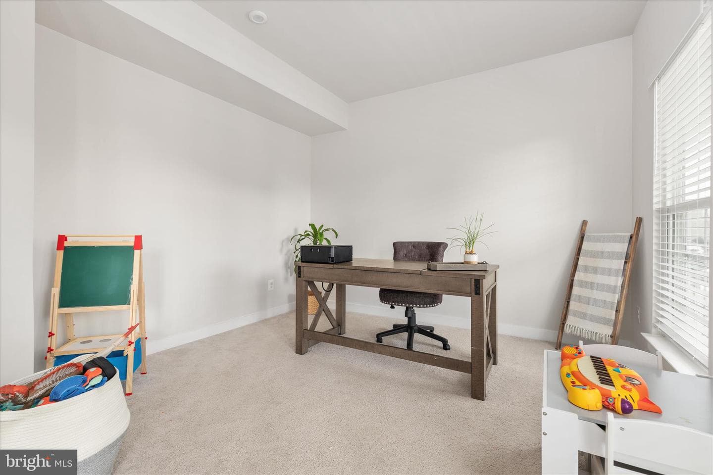4101 Clarke Street photo 7