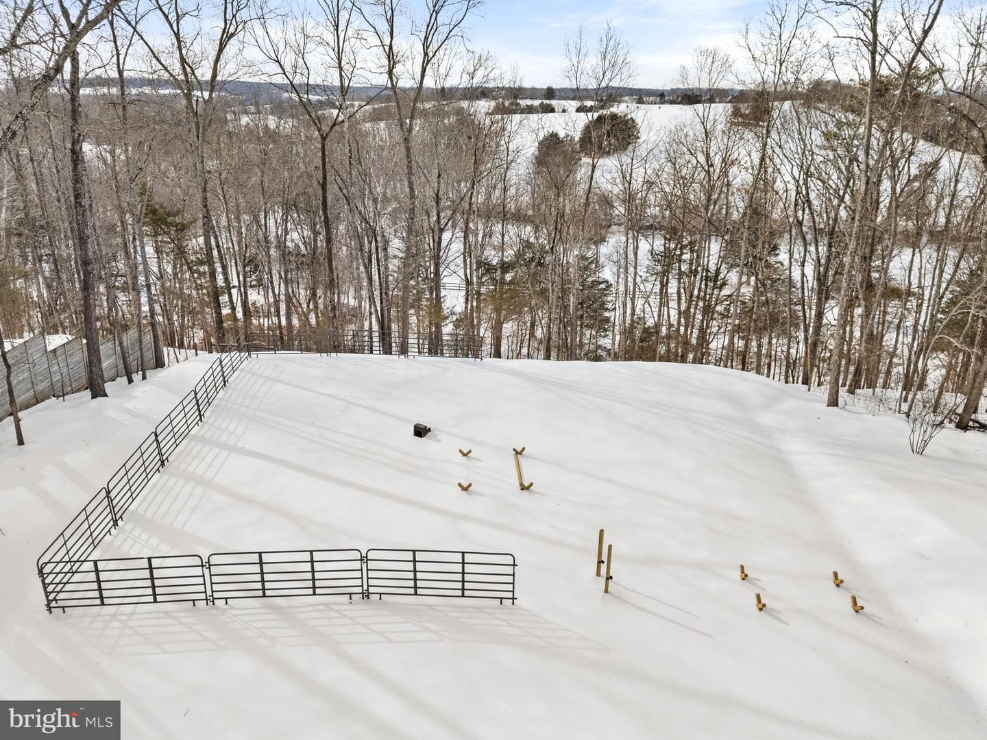 8487 Botha Road photo 53