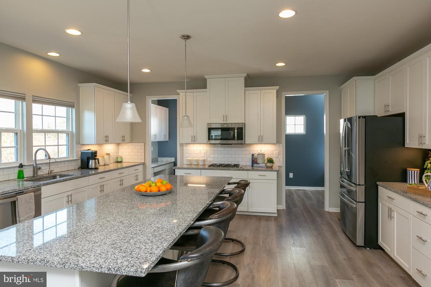 4612 Gates Road photo 3