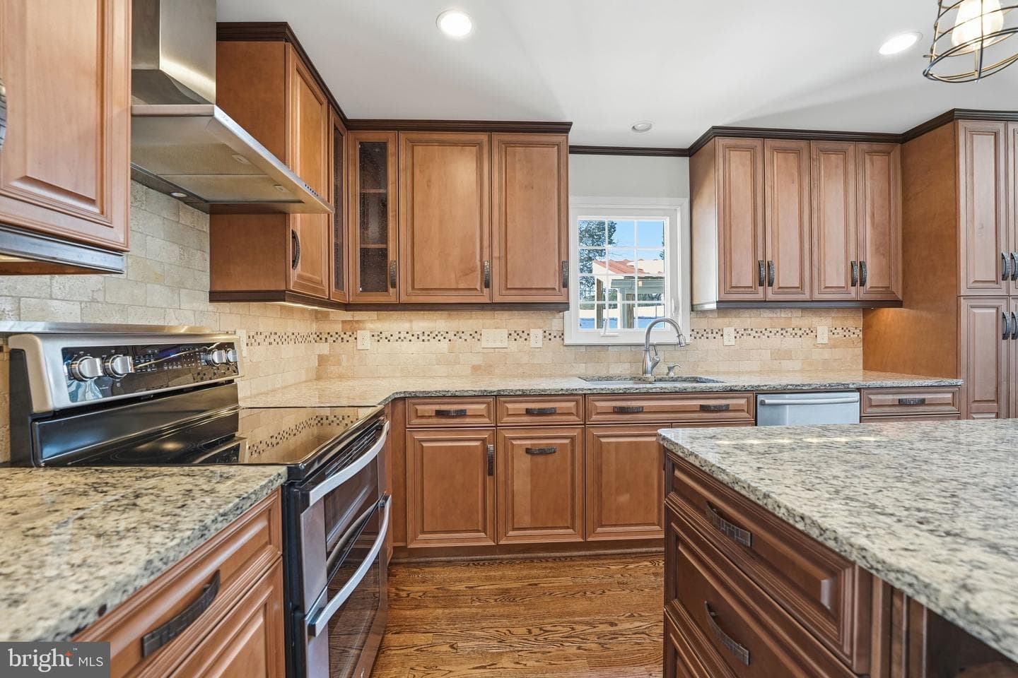 468 Devon Drive photo 20