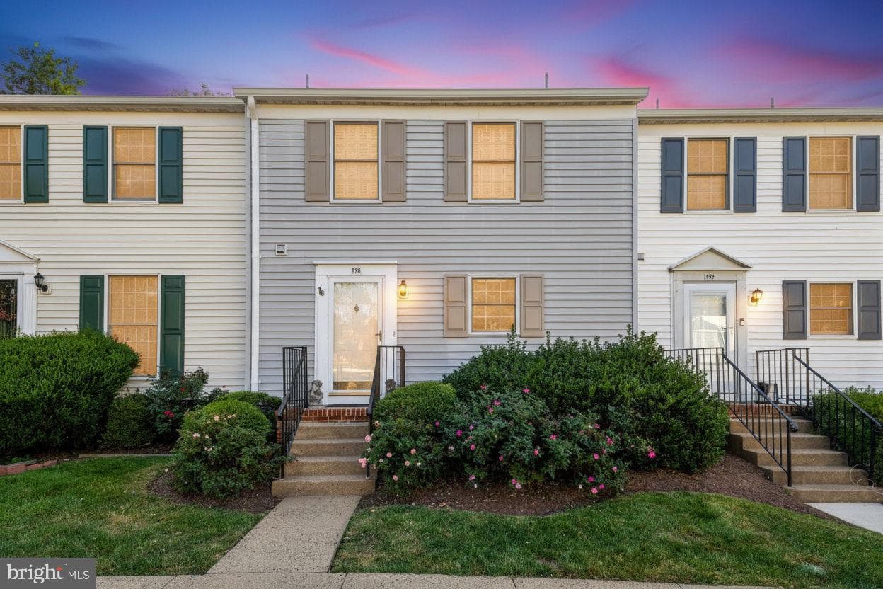 174 Fairfield Drive photo 1