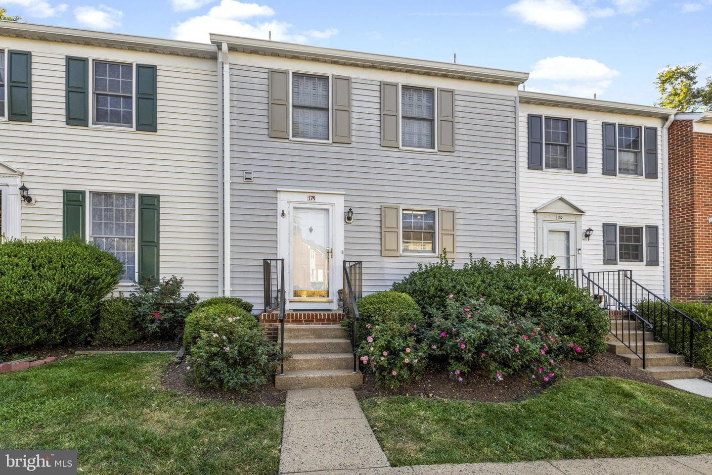 174 Fairfield Drive photo 3
