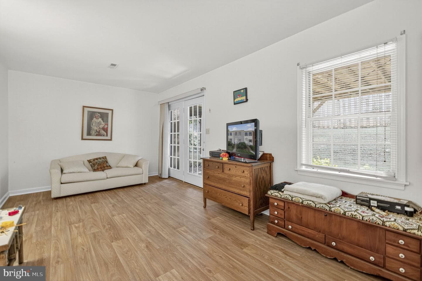 174 Fairfield Drive photo 32