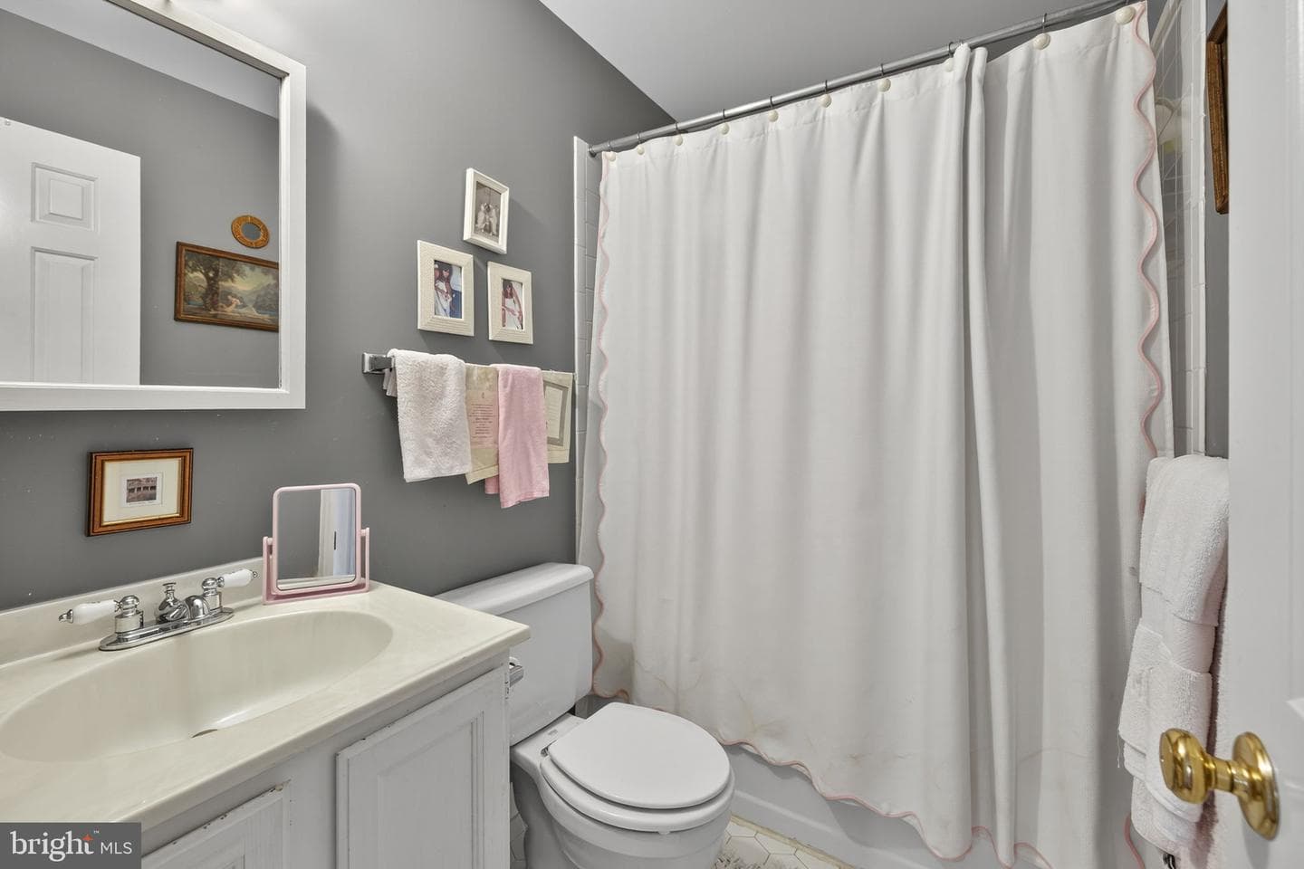 174 Fairfield Drive photo 48