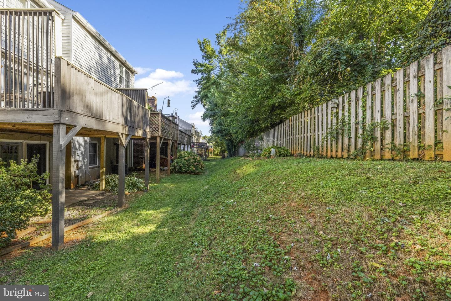 174 Fairfield Drive photo 60