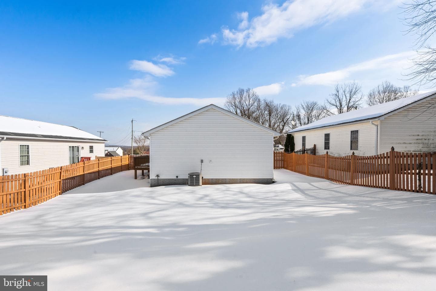 186 Sterling Court photo 33
