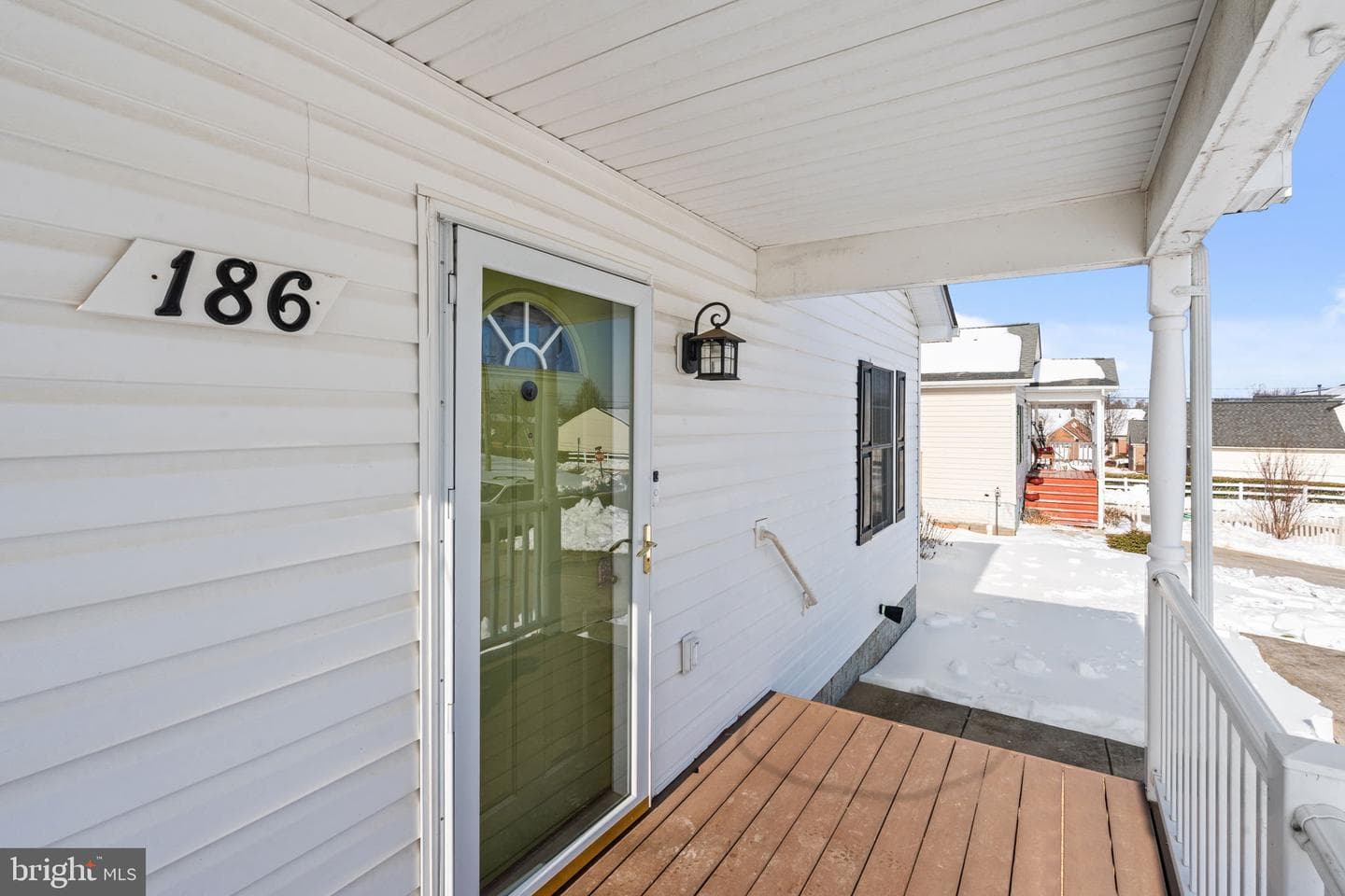 186 Sterling Court photo 5