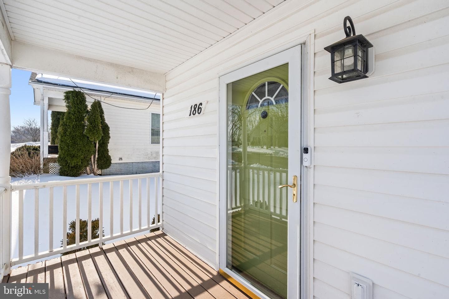 186 Sterling Court photo 6
