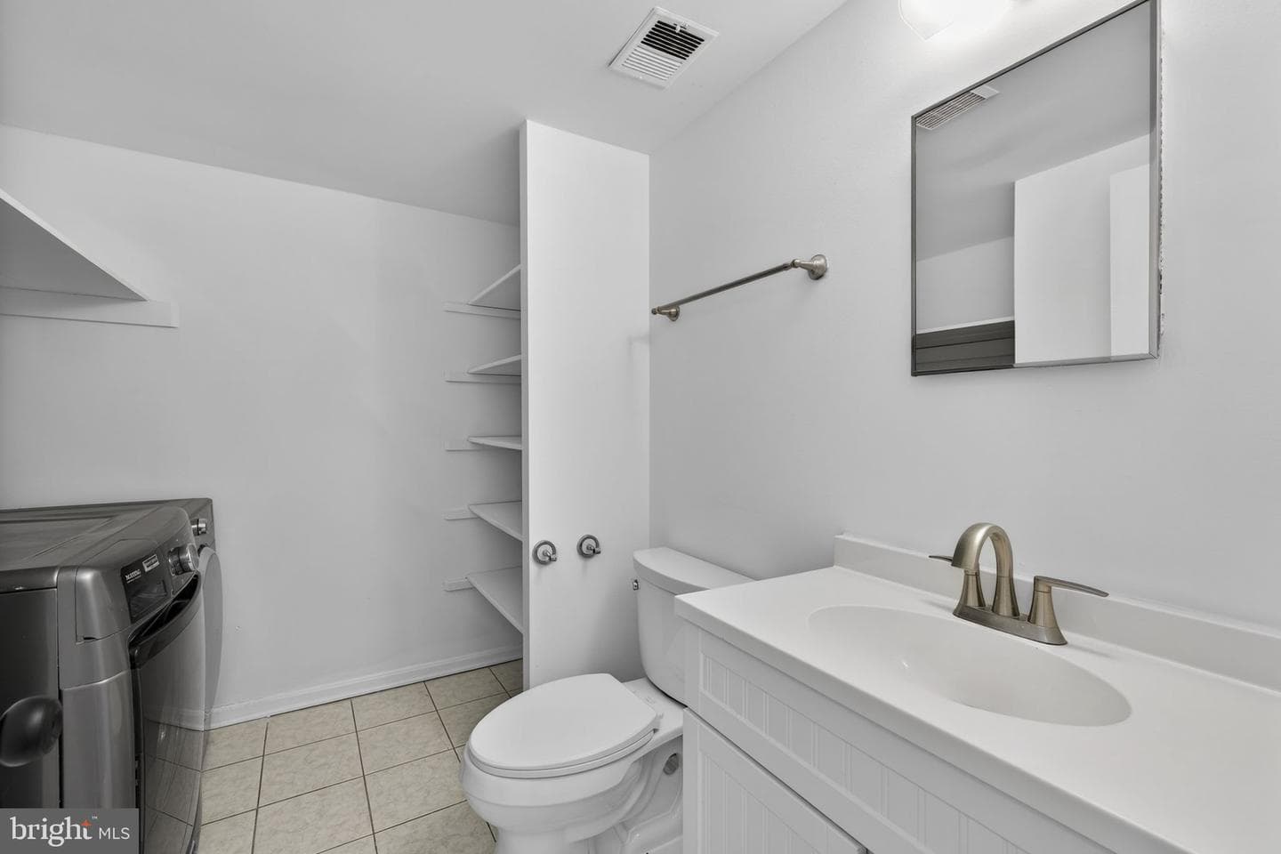 4530 Appledale Court photo 16