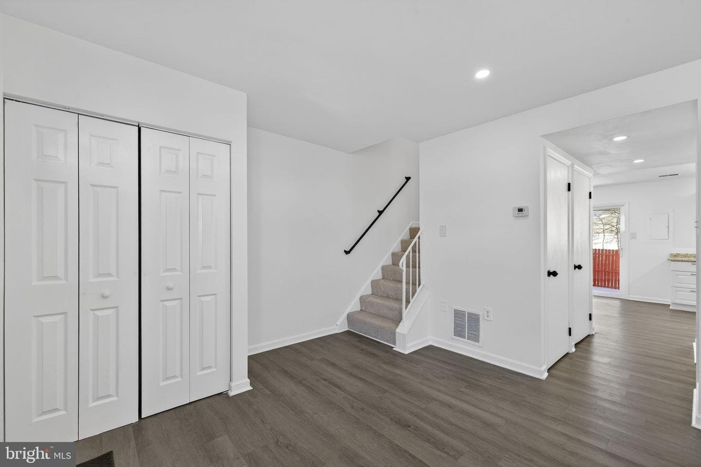 4530 Appledale Court photo 6