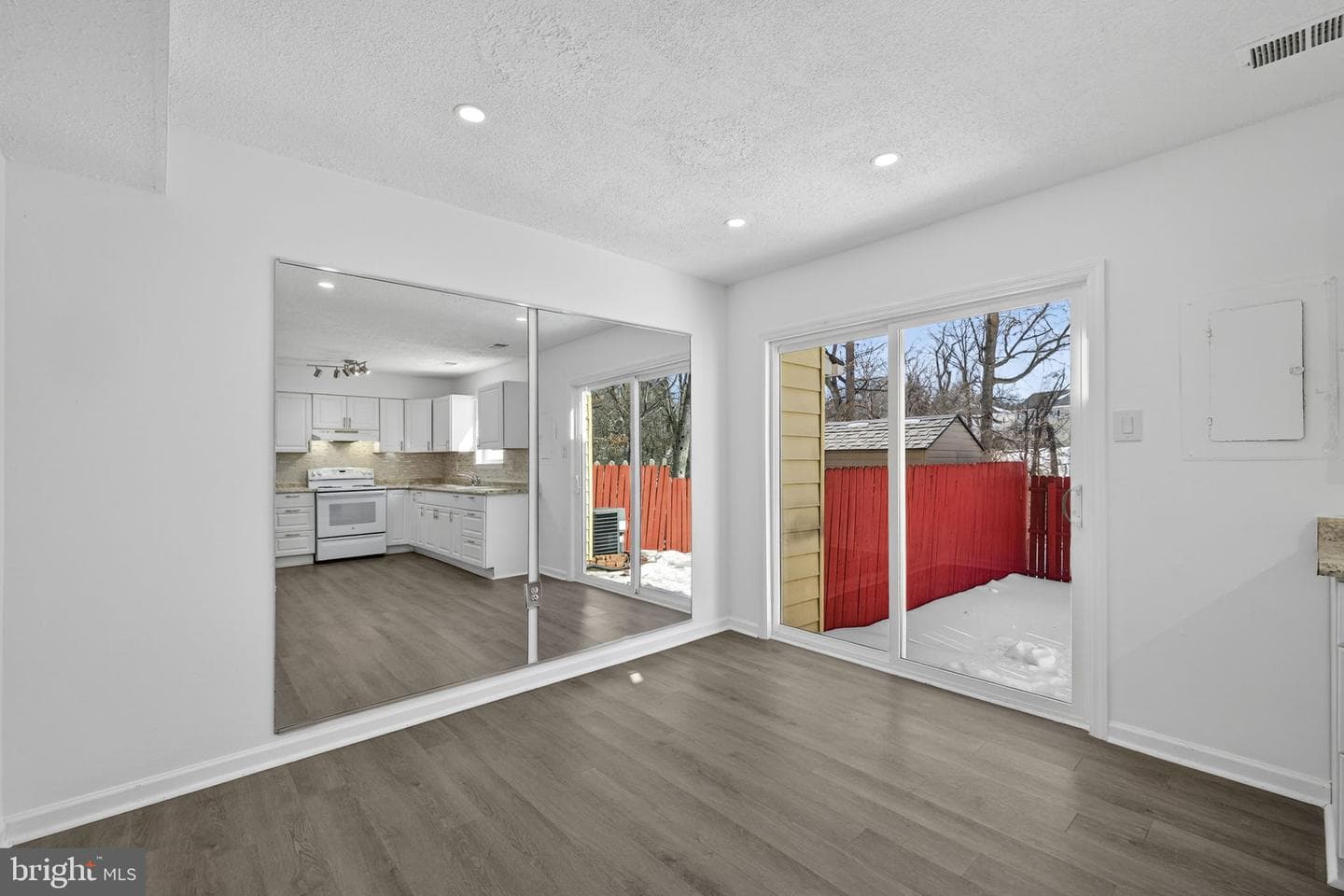 4530 Appledale Court photo 8