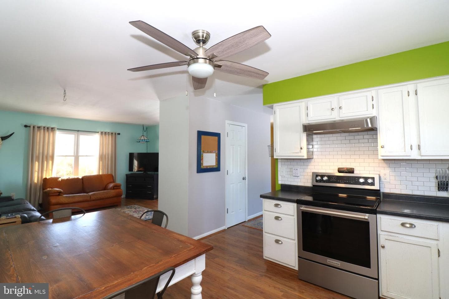 11210 Edgewood Drive photo 10