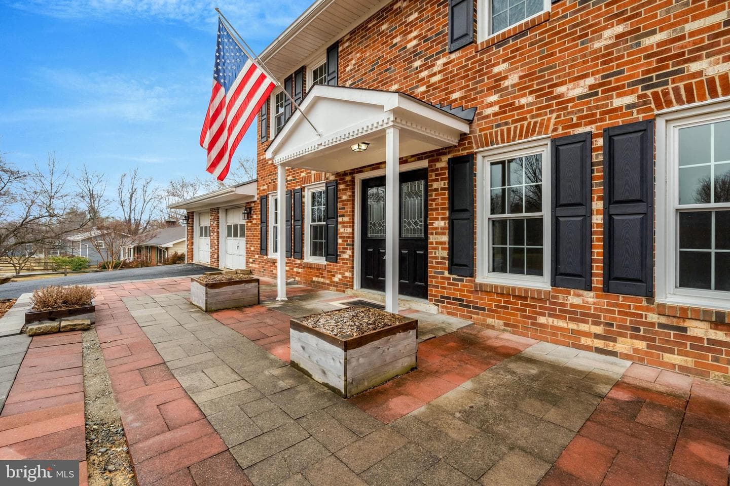 6521 Lancaster Drive photo 2