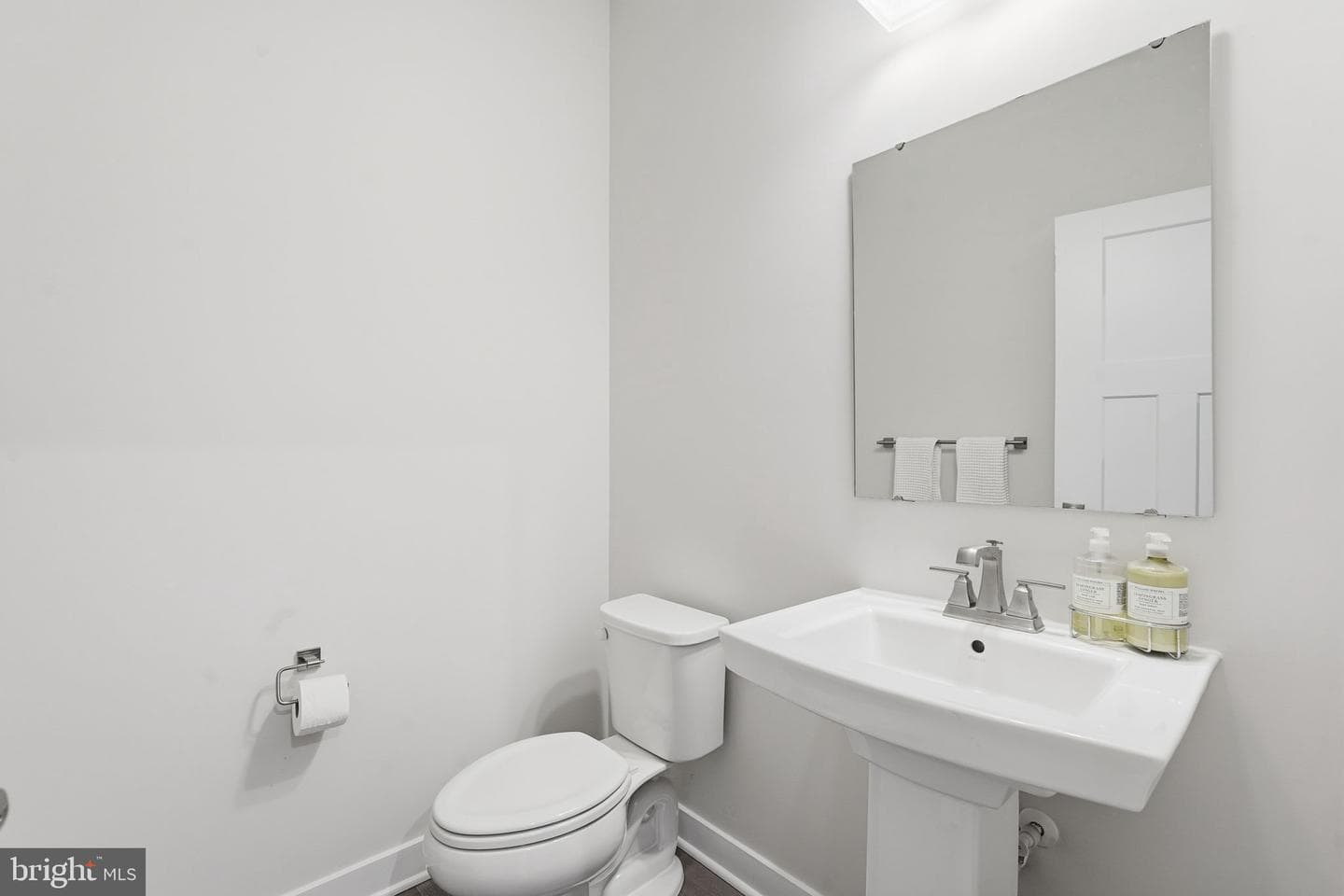 6530 Bob White Drive photo 12