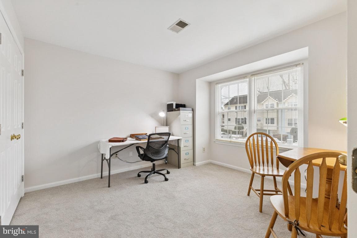 219 Fernwood Place photo 17