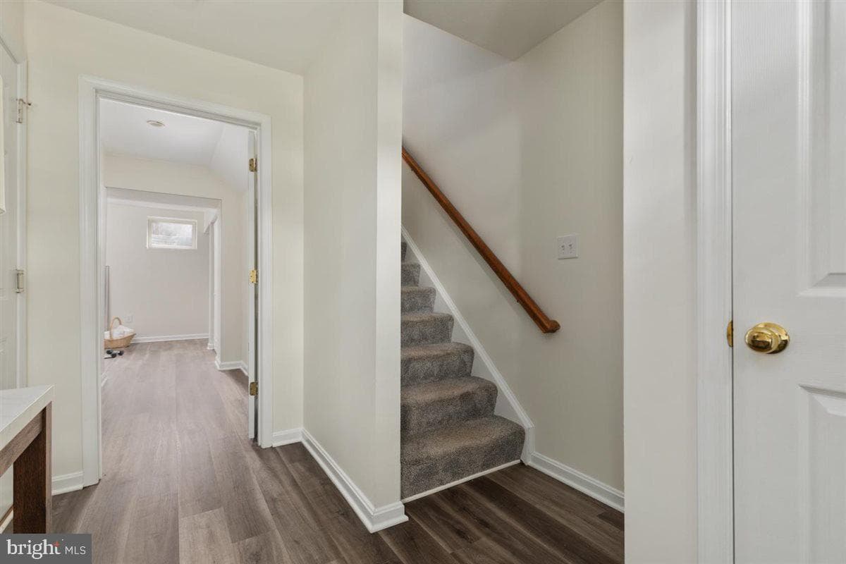 511 Highland Towne Lane photo 7