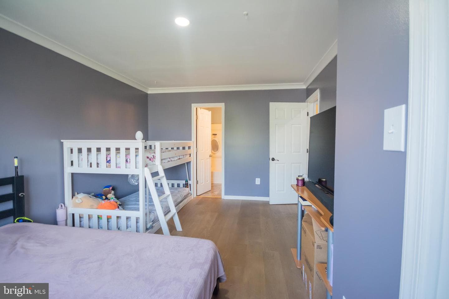 6867 Maplewood Drive photo 36