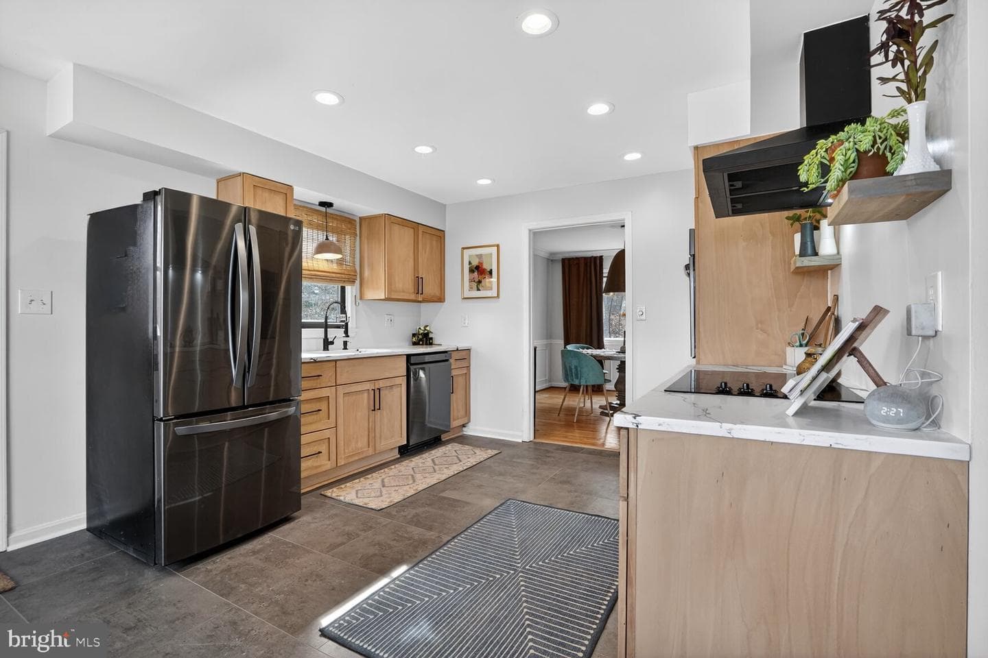 6700 Kelly Road photo 10
