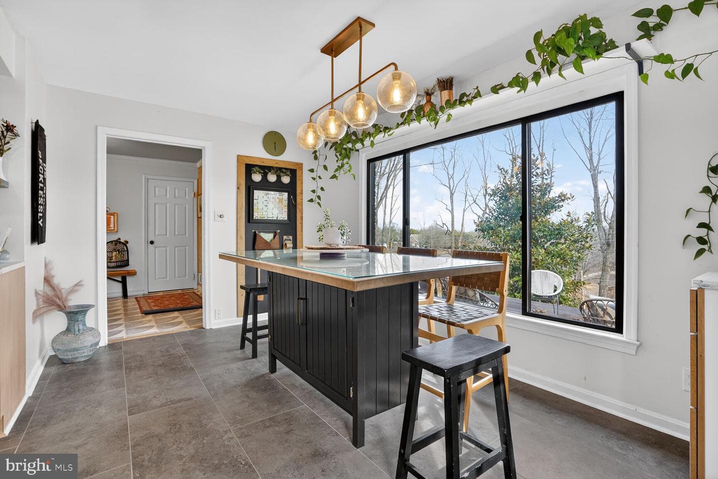 6700 Kelly Road photo 11