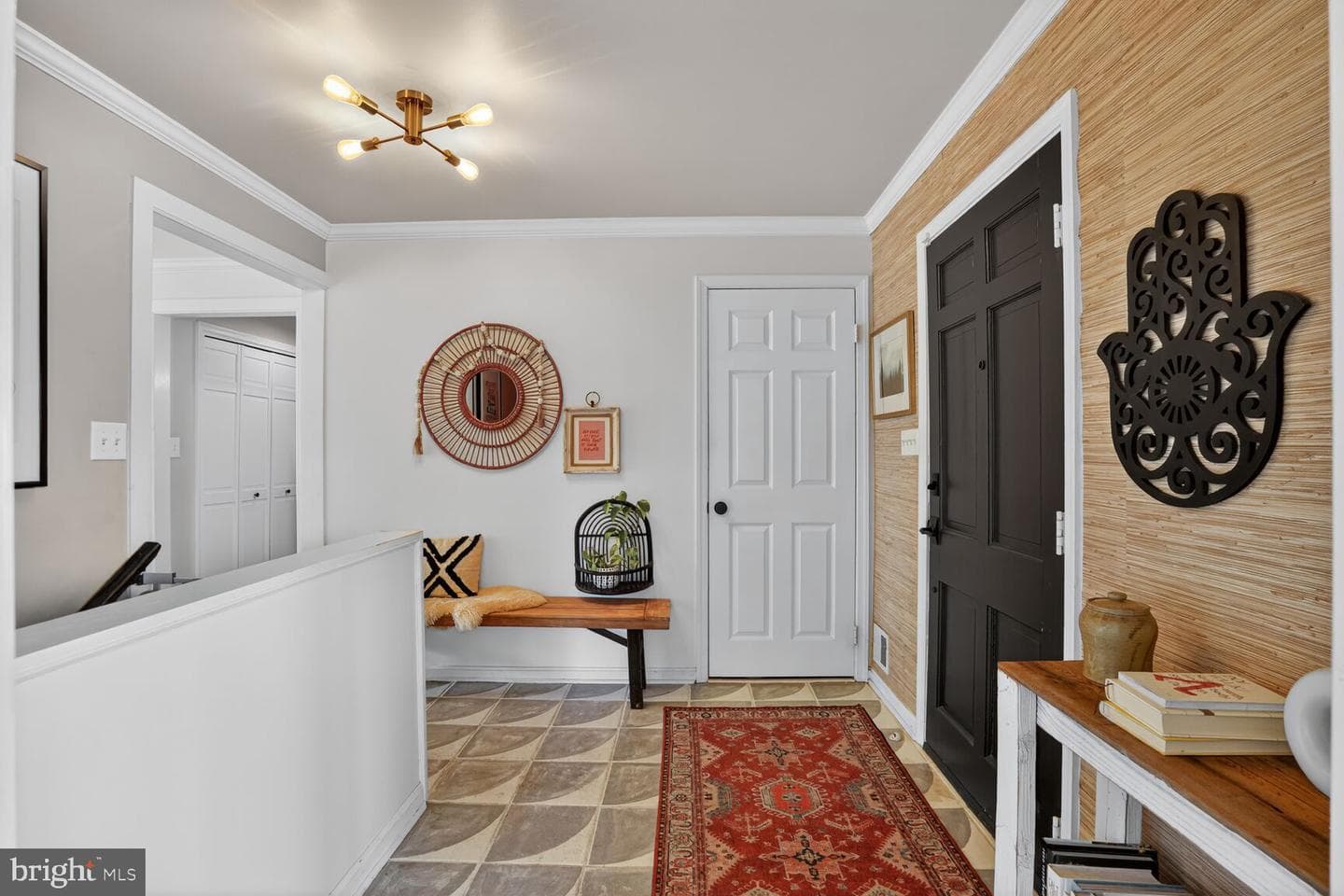 6700 Kelly Road photo 4