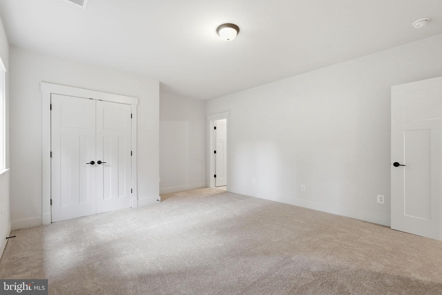 15 Fisher Lane photo 16