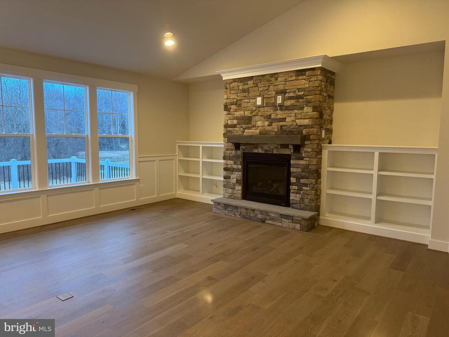 15 Fisher Lane photo 9