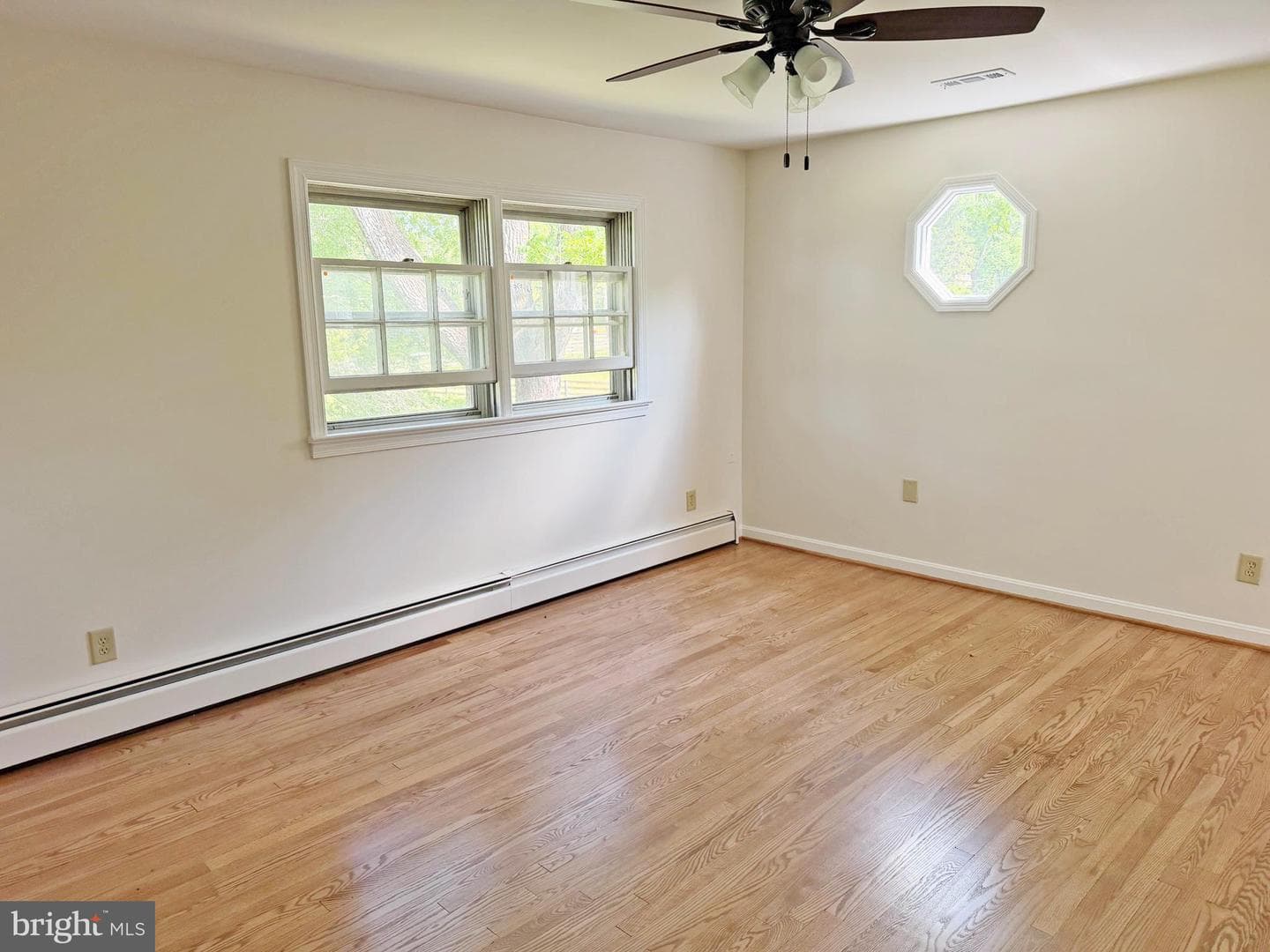 9248 Springs Road photo 10