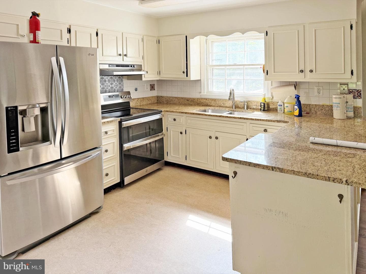 9248 Springs Road photo 8