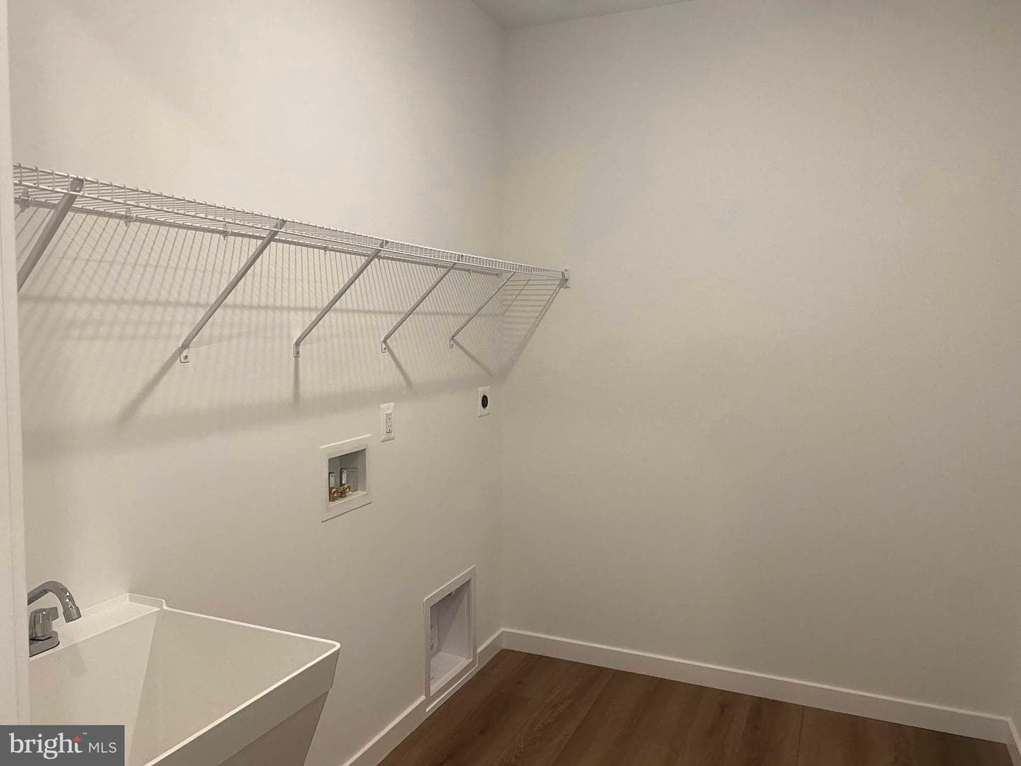 8055 Mckay Street photo 36