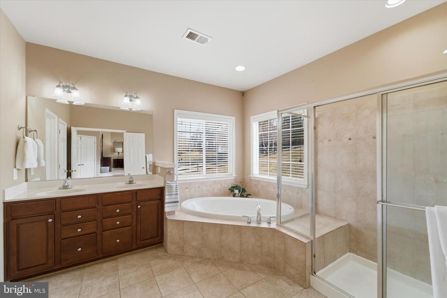 6909 Mill Valley Drive photo 31