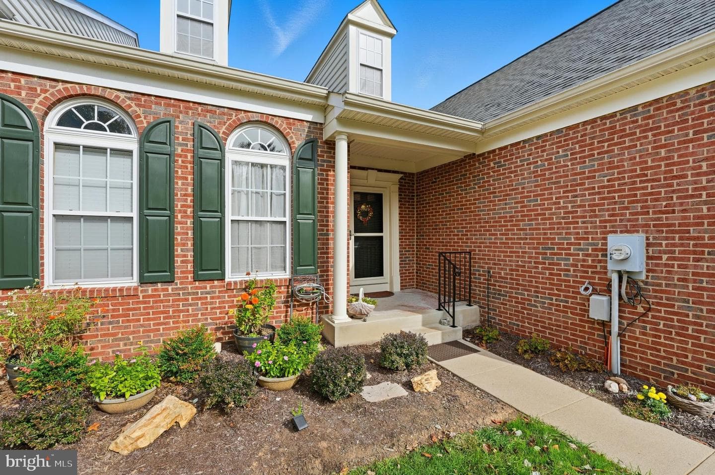 156 Topaz Court photo 5