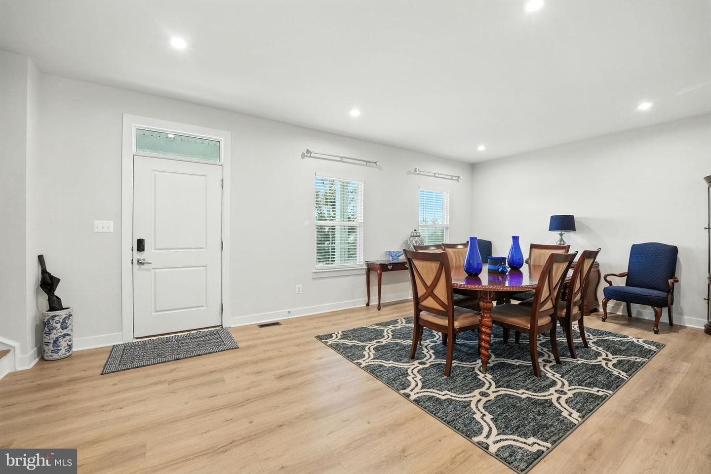 6589 Bob White Drive photo 3