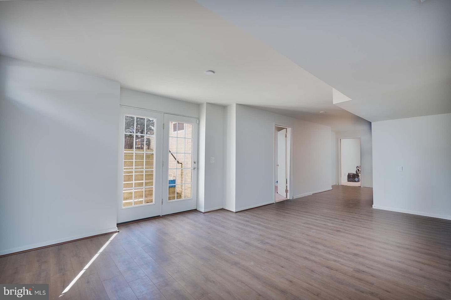 6671 Clarkes Meadow Drive photo 21