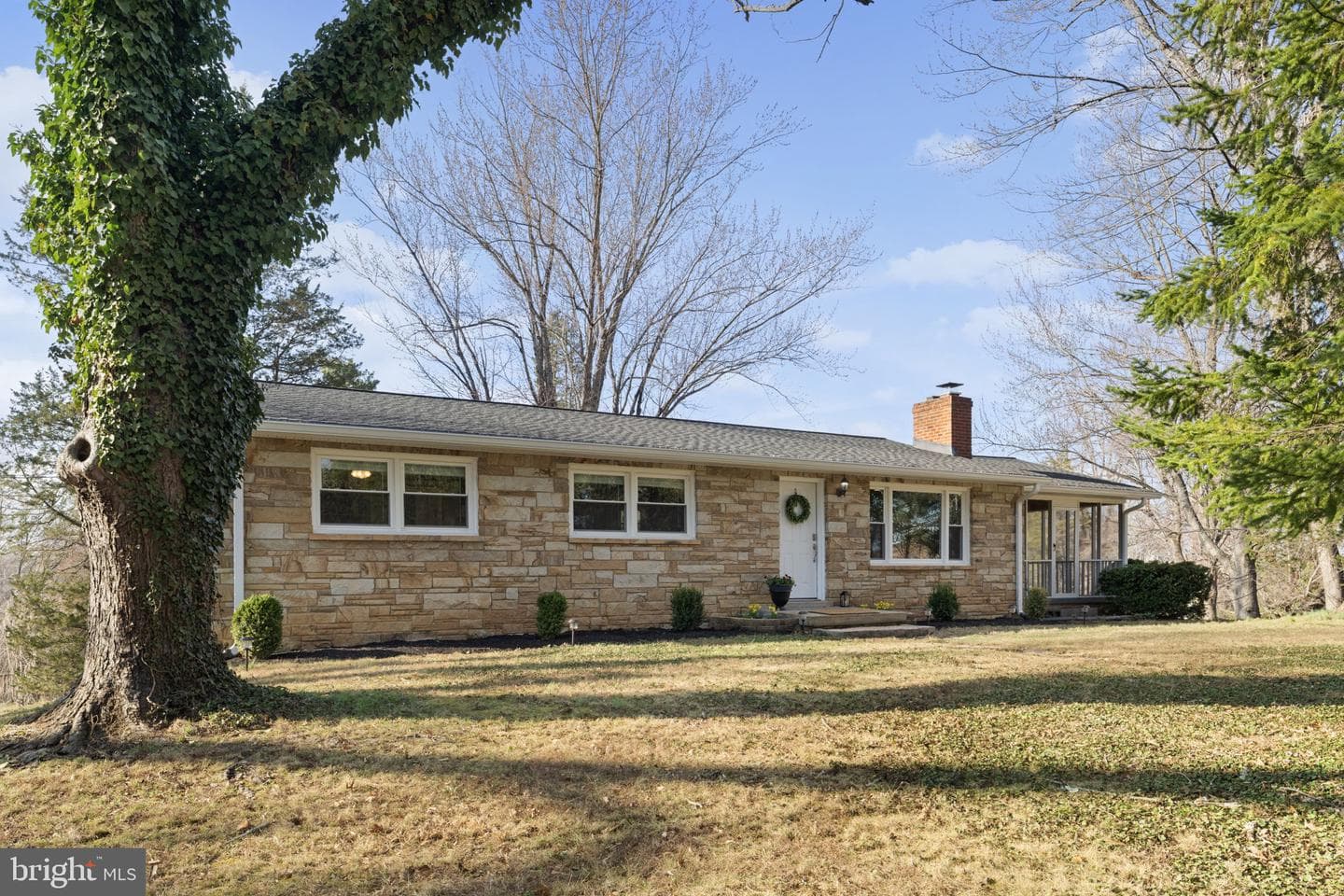 6744 Riley Road photo 2