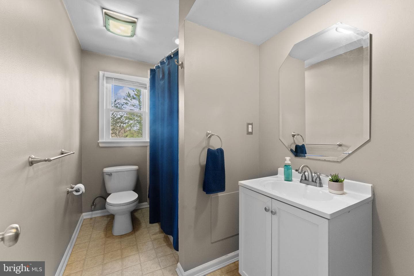 6744 Riley Road photo 23