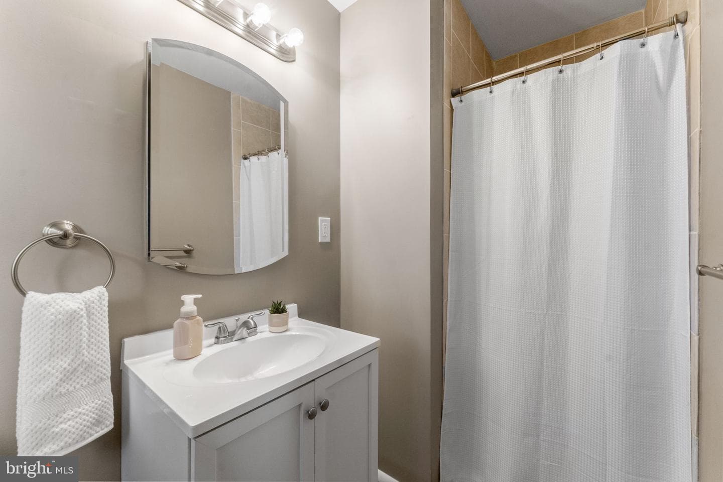 6744 Riley Road photo 39