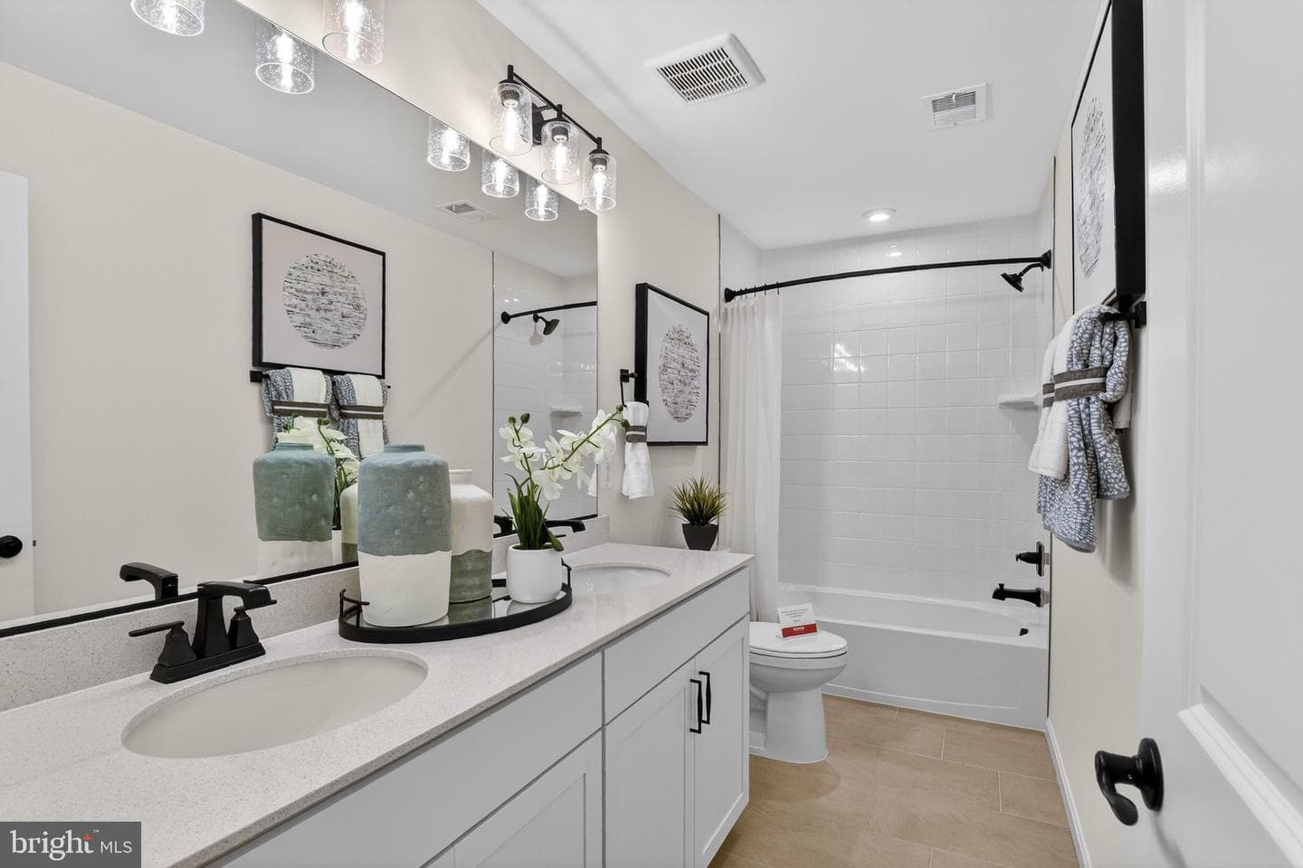 8059 Mckay Street photo 29