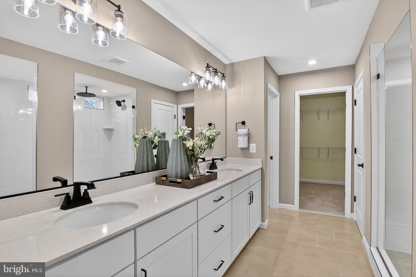 8059 Mckay Street photo 36