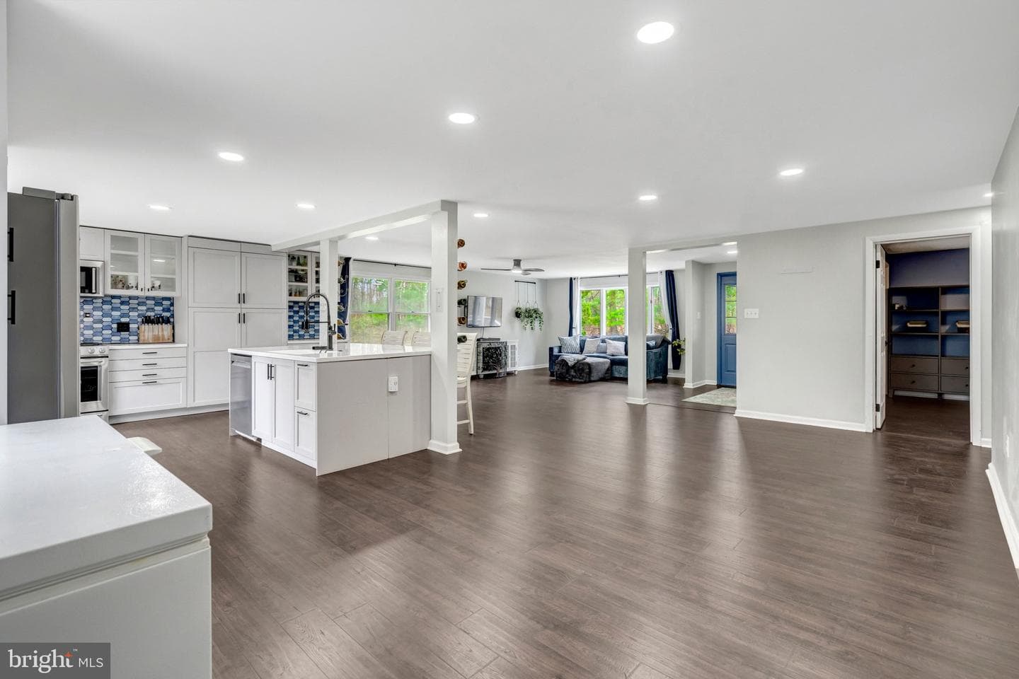 4645 Morgans Bluff Drive photo 13