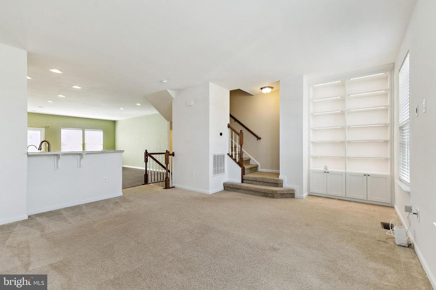 6530 Lafayette Avenue photo 9