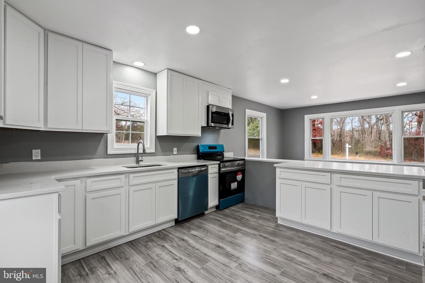 13328 Elk Run Road photo 9