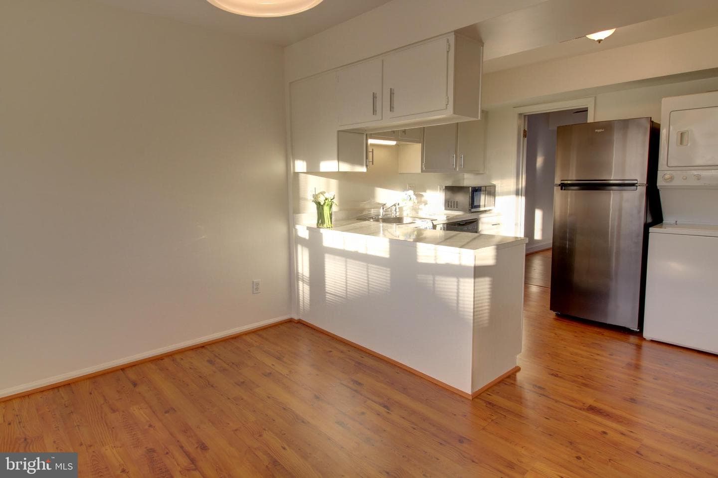 128 Fairfield Street #b photo 5